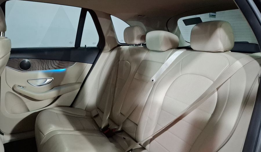 Mercedes Benz Clase Glc 2.0 GLC 300 OFF-ROAD AUTO 4WD Suv 2019