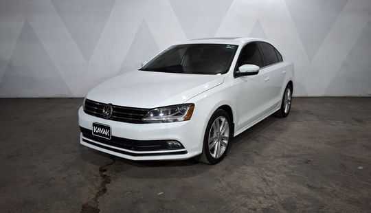 Volkswagen • Jetta