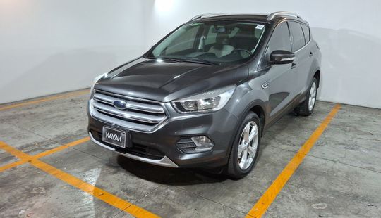 Ford • Escape