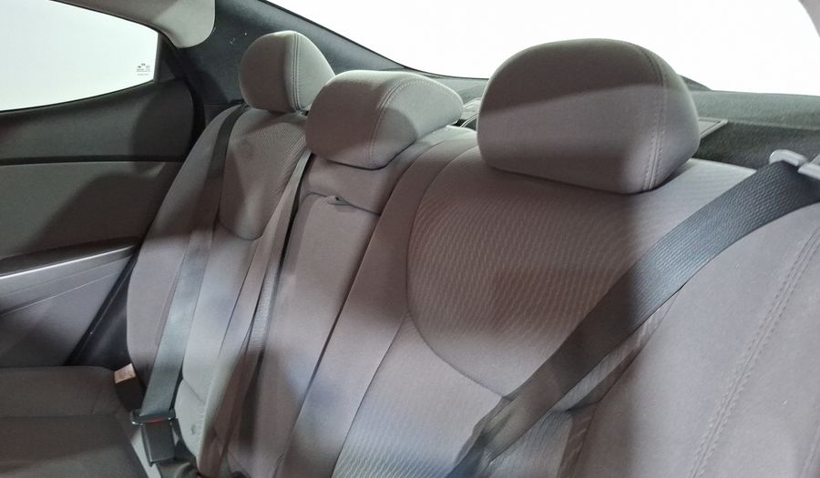 Hyundai Elantra 1.8 GLS PREMIUM AT Sedan 2015