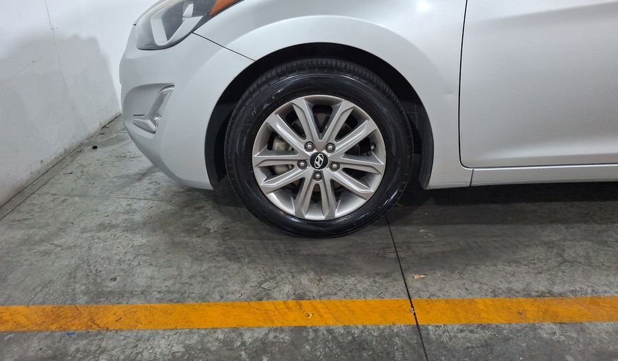 Hyundai Elantra 1.8 GLS PREMIUM AT Sedan 2015