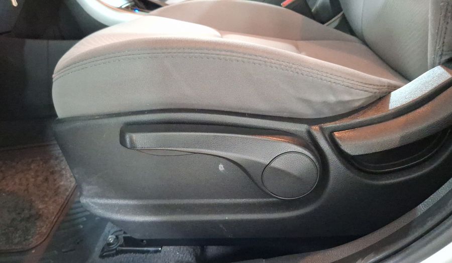 Hyundai Elantra 1.8 GLS PREMIUM AT Sedan 2015