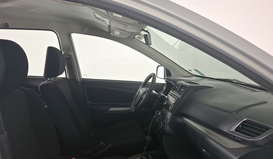 Toyota Avanza 1.5 LE AT Minivan 2017