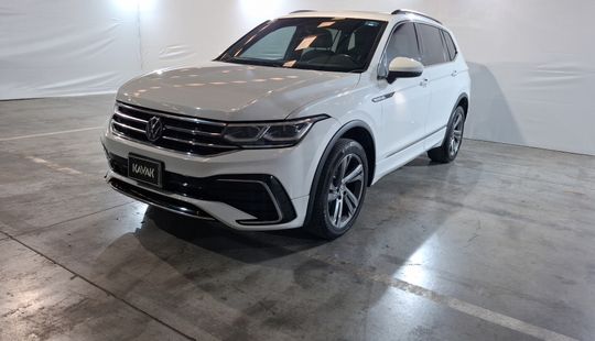 2023 • 44,734 km • Automático