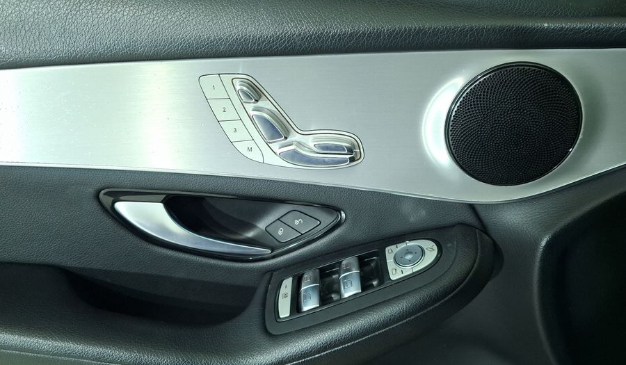 Mercedes Benz Clase Glc 2.0 GLC 300 OFF-ROAD AUTO 4WD Suv 2019