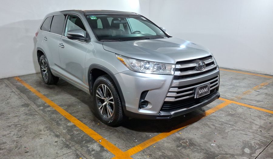 Toyota Highlander 3.5 LE AT Suv 2018