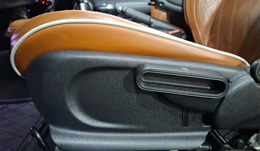 Mini Cooper S 2.0 COOPER CONVERTIBLE HOT CHILI AT Convertible 2017