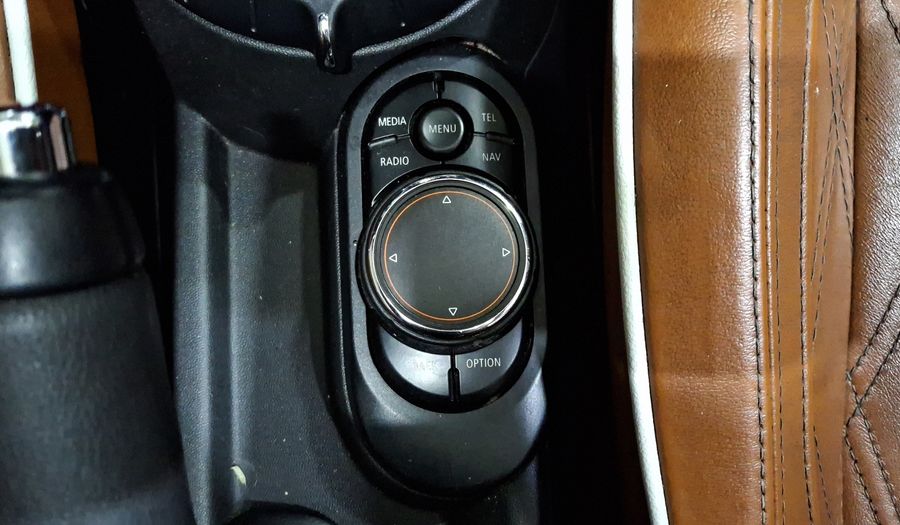 Mini Cooper S 2.0 COOPER CONVERTIBLE HOT CHILI AT Convertible 2017