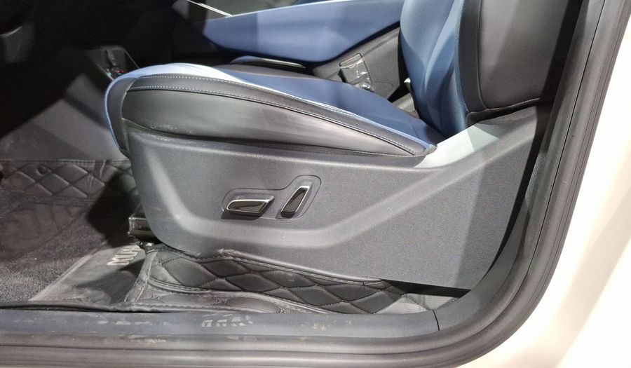 Byd Dolphin Mini BEV 38KWH PLUS AUTO Hatchback 2025