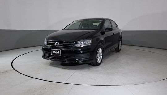 Volkswagen • Vento