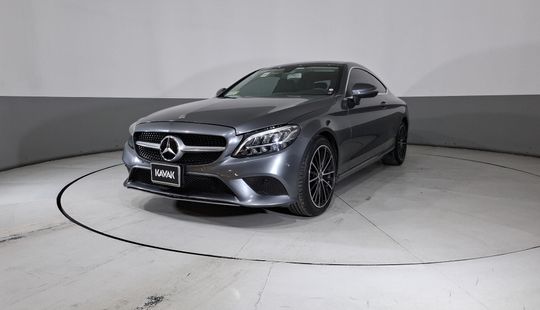 Mercedes Benz • Clase C