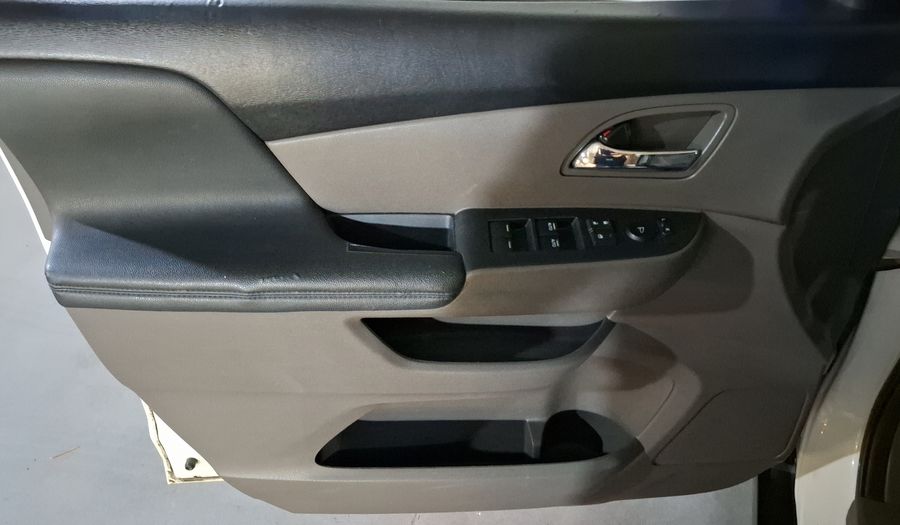 Honda Odyssey 3.5 LX AT Minivan 2014