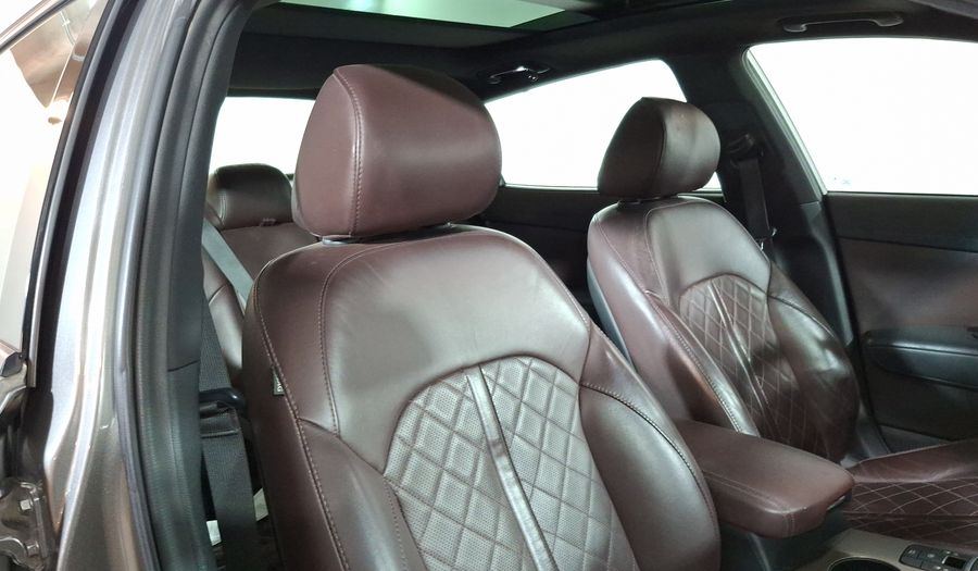 Kia Optima 2.0 TURBO GDI SXL AT Sedan 2017