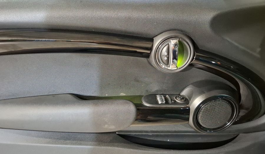 Mini Cooper 1.5 COOPER CHILI DCT Hatchback 2019