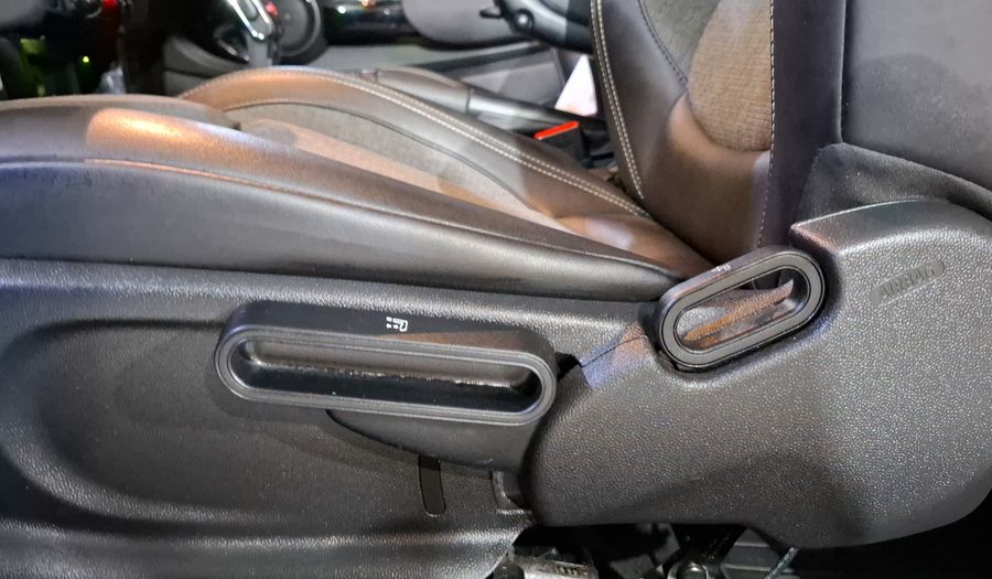 Mini Cooper 1.5 COOPER CHILI DCT Hatchback 2019