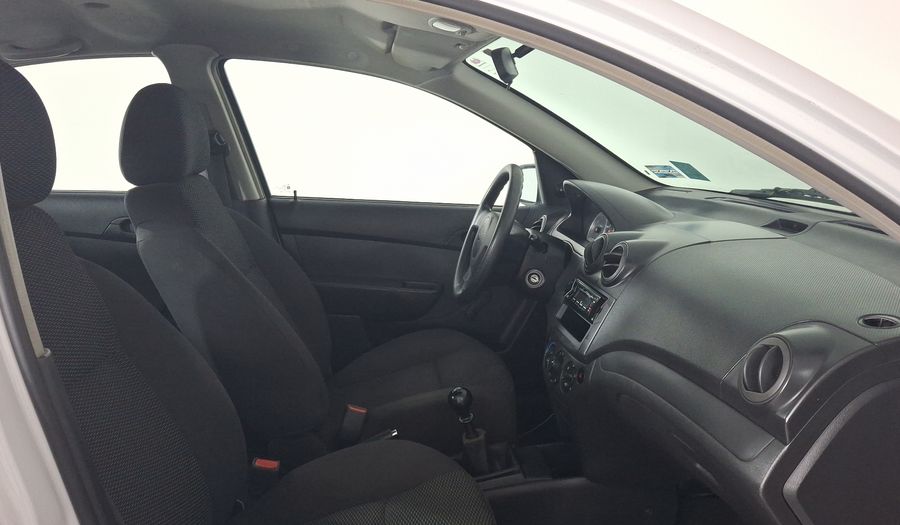 Chevrolet Aveo 1.6 MT F Sedan 2013