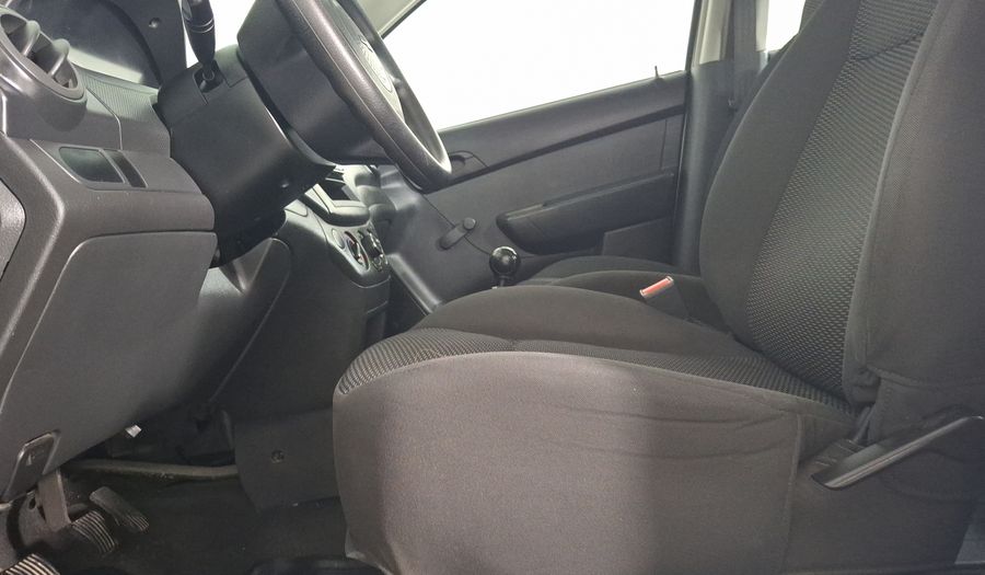 Chevrolet Aveo 1.6 MT F Sedan 2013