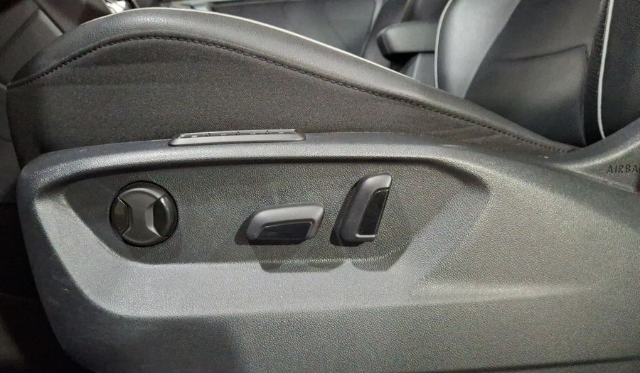 Volkswagen Tiguan 2.0 R-LINE DCT 4WD Suv 2023