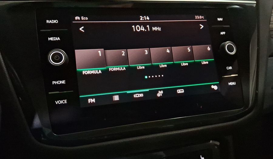 Volkswagen Tiguan 2.0 R-LINE DCT 4WD Suv 2023