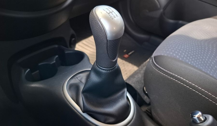 Nissan March 1.6 ADVANCE Hatchback 2018