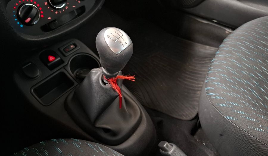 Renault Clio 1.1 DYNAMIQUE Hatchback 2016