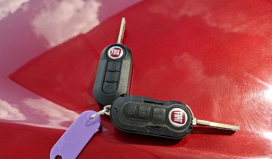 Fiat Grand Siena 1.6 16V ESSENCE DUALOGIC Sedan 2015