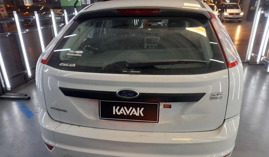 Ford Focus Ii 1.6 STYLE Hatchback 2013