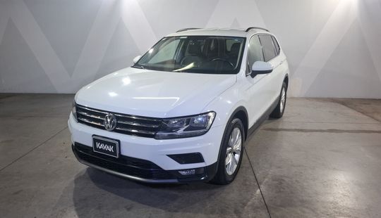 Volkswagen • Tiguan