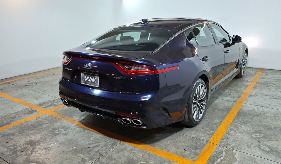 Kia Stinger 2.0 GT-LINE AUTO Hatchback 2019