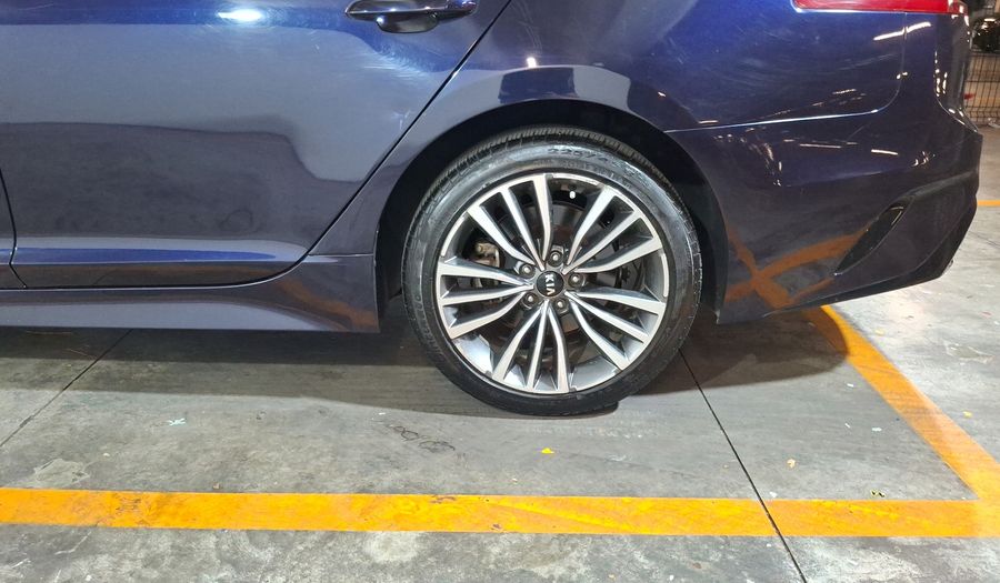 Kia Stinger 2.0 GT-LINE AUTO Hatchback 2019