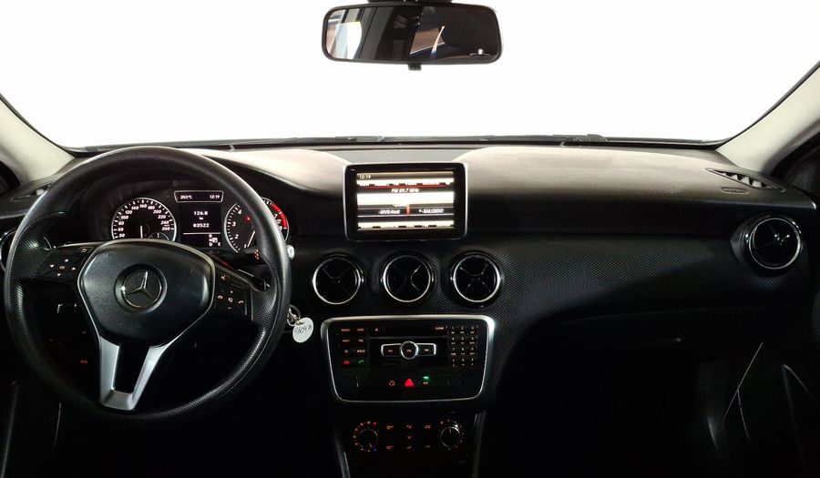 Mercedes Benz Clase A 1.6 180 CGI 7G-DCT Hatchback 2014