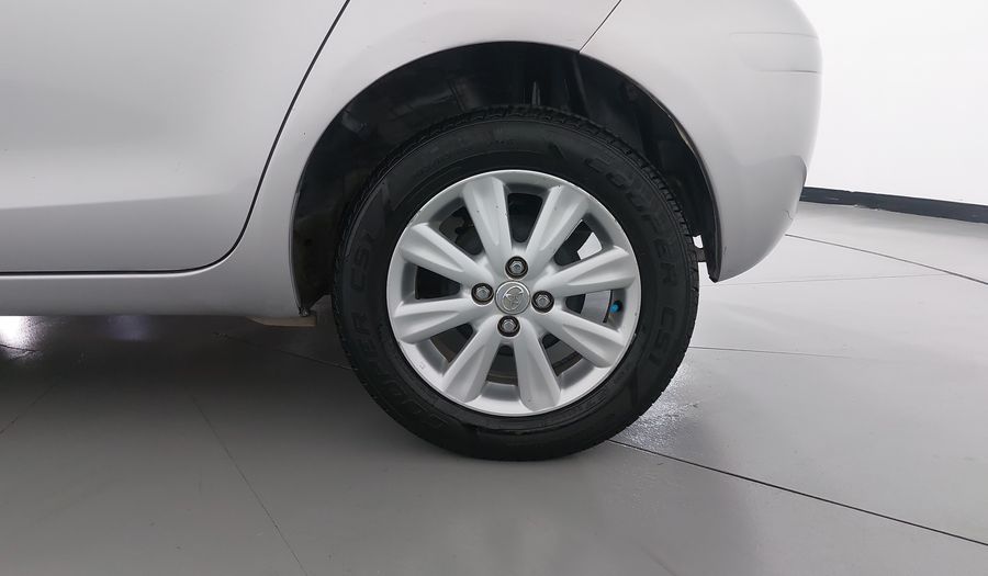 Toyota Yaris 1.5 PREMIUM AT 5PTAS Hatchback 2011