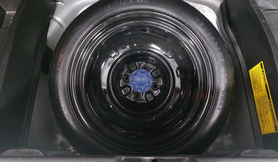 Toyota Yaris 1.5 PREMIUM AT 5PTAS Hatchback 2011