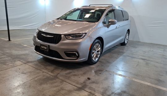 Chrysler • Pacifica