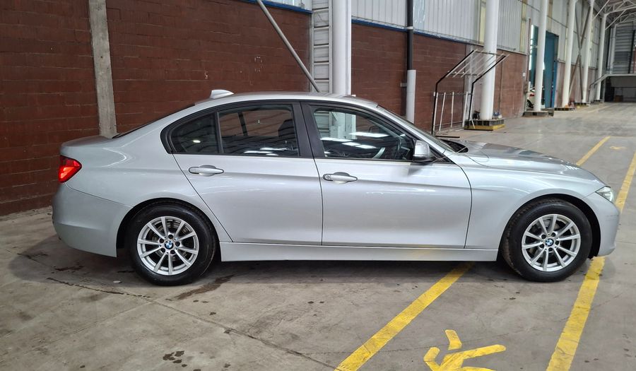 Bmw Serie 3 1.6 316I A Sedan 2014