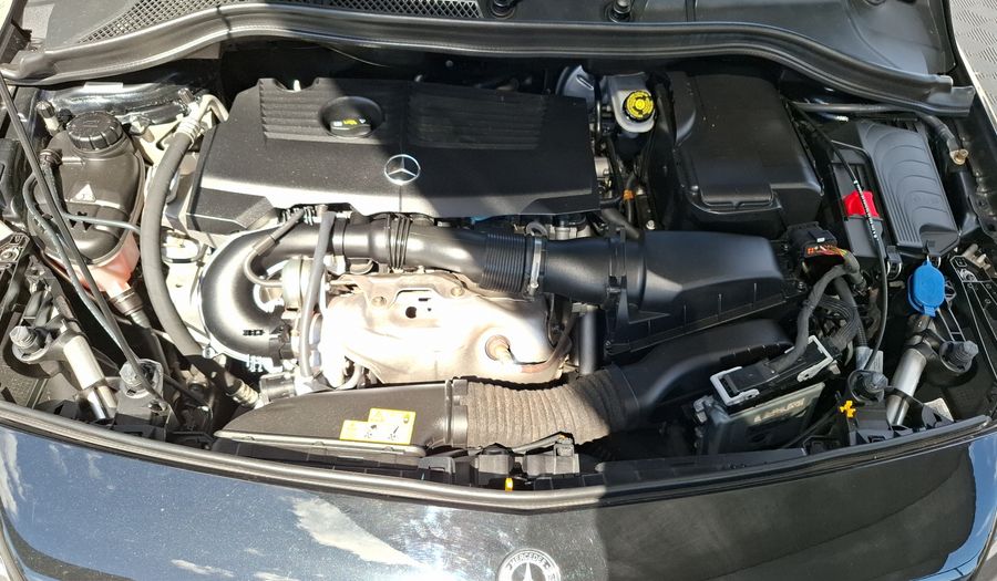 Mercedes Benz Clase B 1.6 200 CITY Minivan 2018