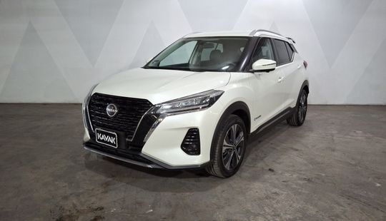 Nissan • Kicks Play