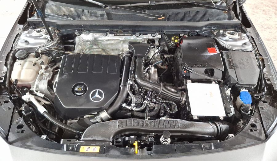Mercedes Benz Clase Cla 1.3 CLA 200 PROGRESSIVE DCT Coupe 2022