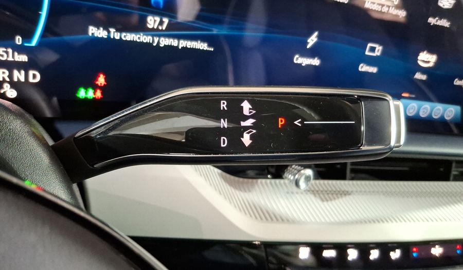 Cadillac Optiq BEV 85KWH SPORT 3 BLACK ROOF C AUTO AWD Suv 2025