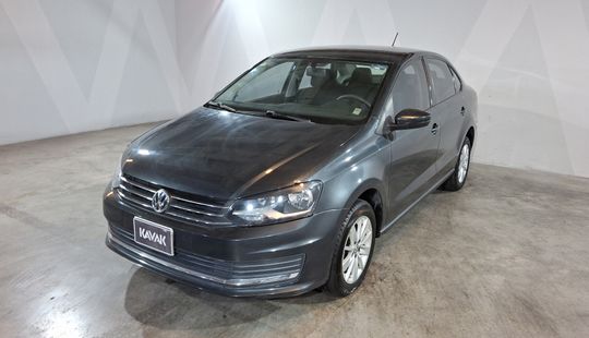 Volkswagen • Vento