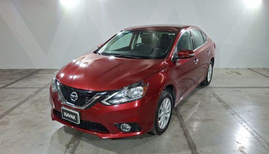 Nissan • Sentra