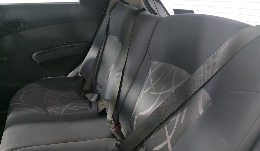 Chevrolet Spark 1.2 LT B MT Hatchback 2015