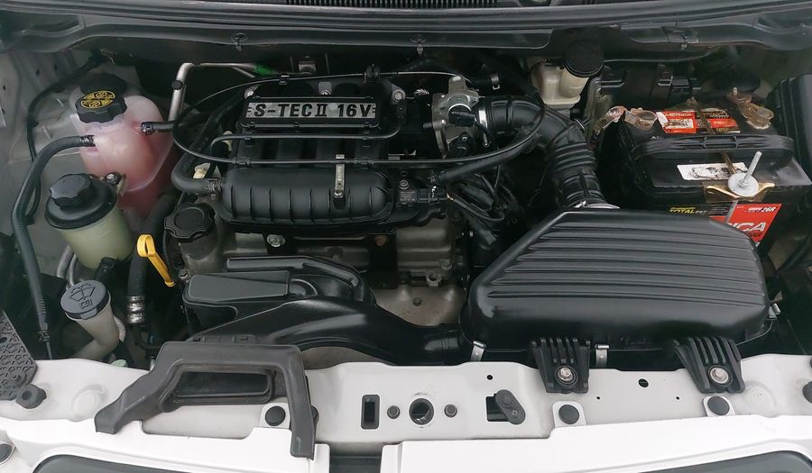 Chevrolet Spark 1.2 LT B MT Hatchback 2015