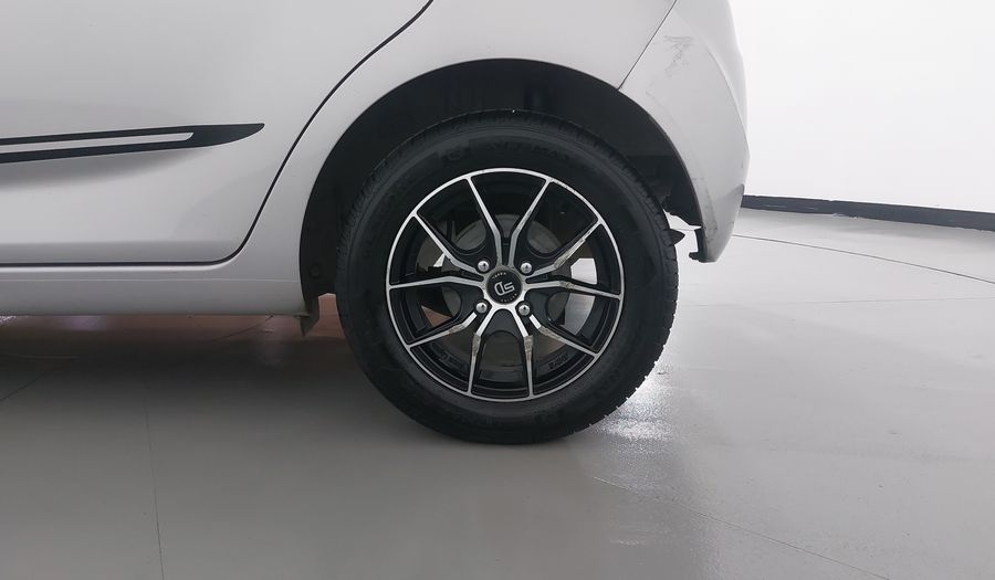 Chevrolet Spark 1.2 LT B MT Hatchback 2015