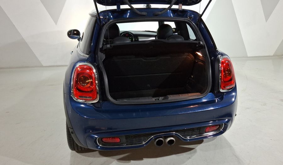 Mini Cooper S 2.0 COOPER HOT CHILI Hatchback 2017