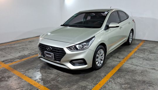 2018 • 106,422 km • Automático