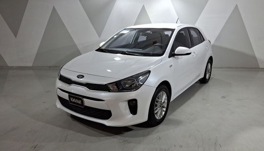 2020 • 92,136 km • Automático