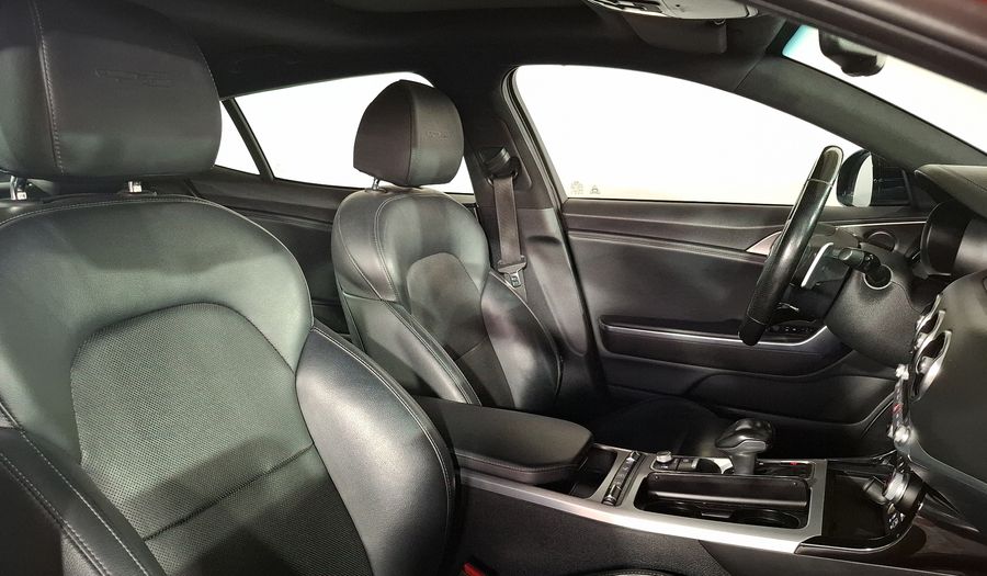 Kia Stinger 2.0 GT-LINE AUTO Hatchback 2018