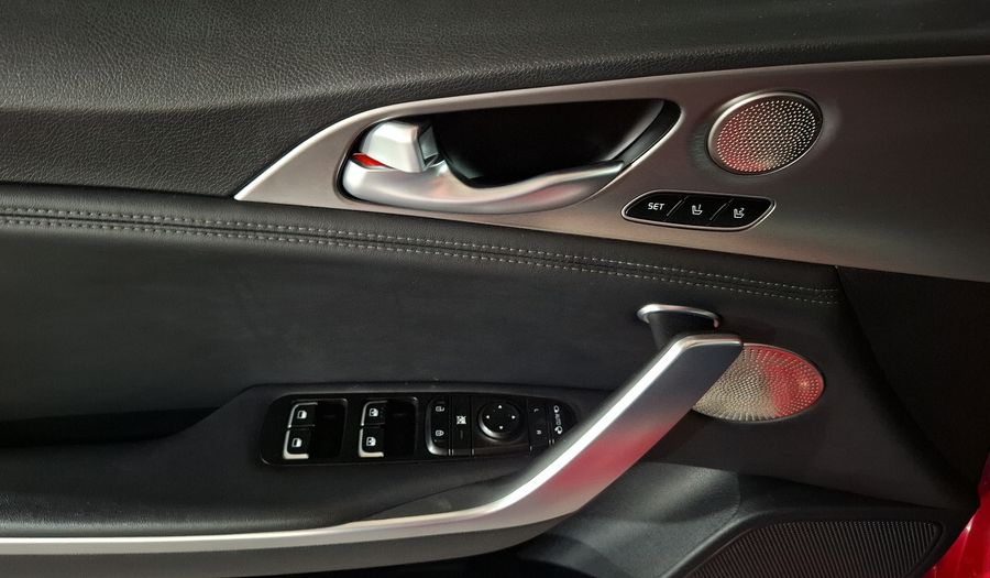 Kia Stinger 2.0 GT-LINE AUTO Hatchback 2018