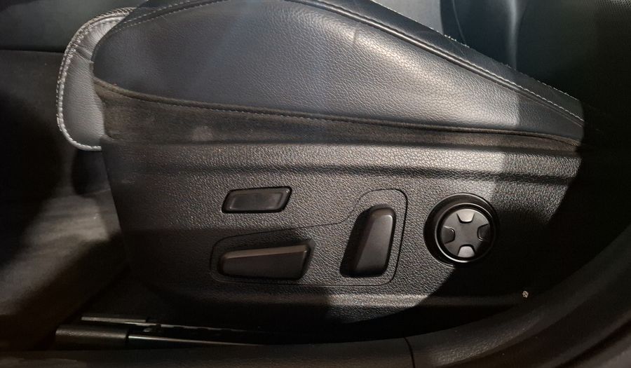 Kia Stinger 2.0 GT-LINE AUTO Hatchback 2018